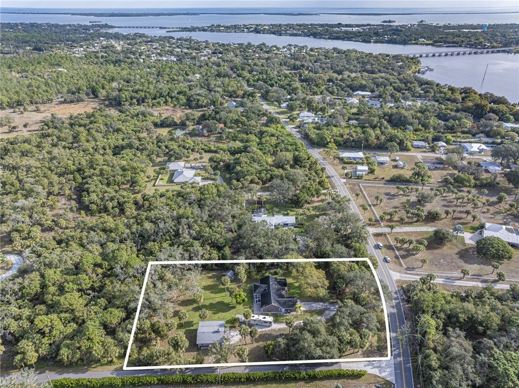 9673 Fleming Grant Road, Sebastian, FL 32976 Photo