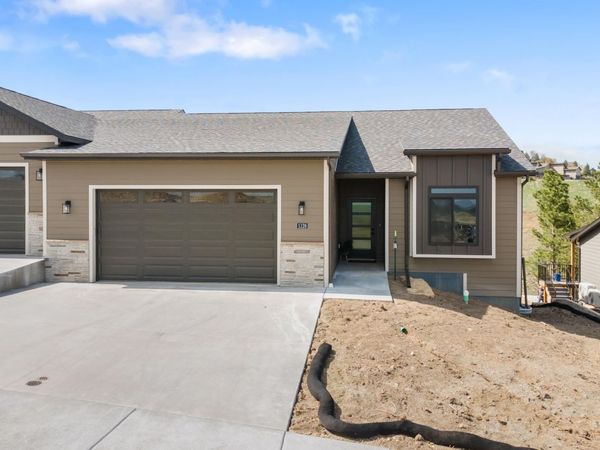 1234 PINNACLE CT, Rapid City, SD 57701