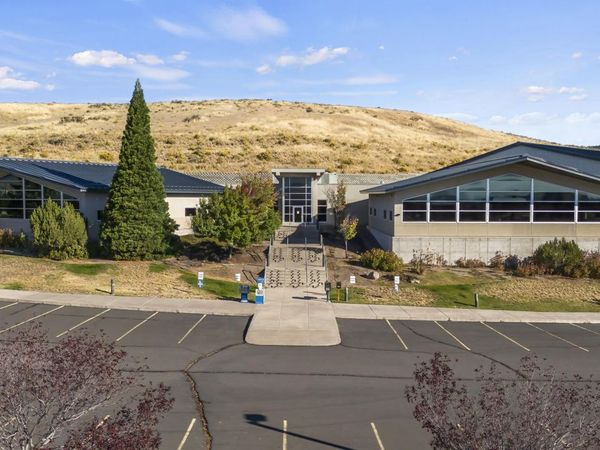 2701 Foothills Boulevard, Klamath Falls, OR 97603