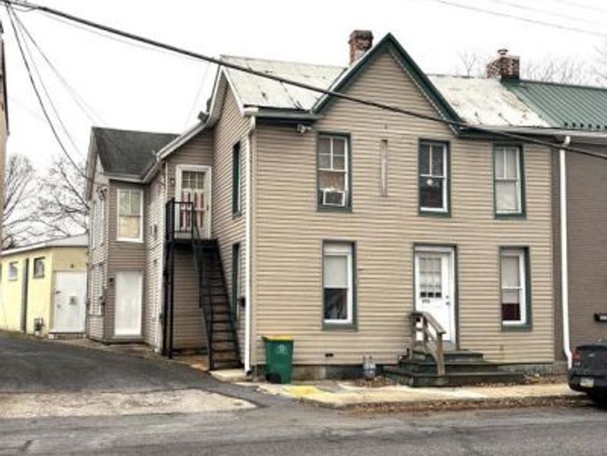 376 Lincoln Way E, Chambersburg, PA 17201 Main Photo