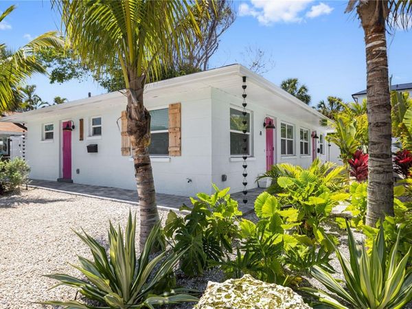 3014 GULF DRIVE, HOLMES BEACH, FL 34217