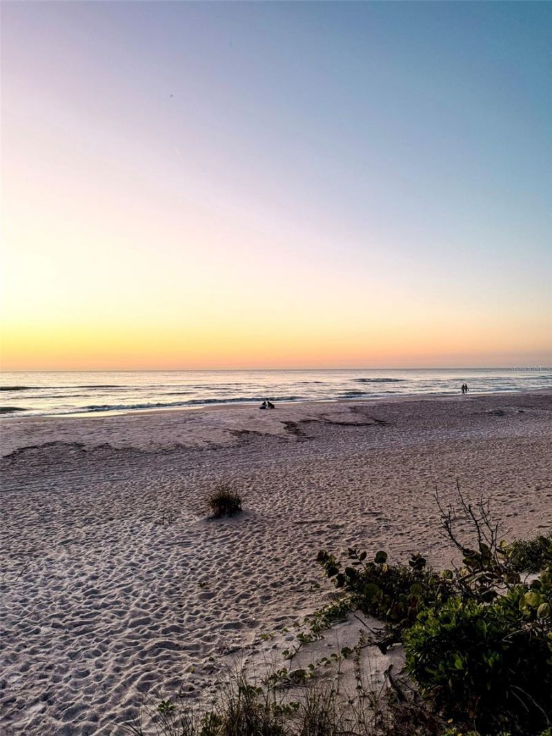 3014 Gulf Drive, Holmes Beach, FL 34217 Photo