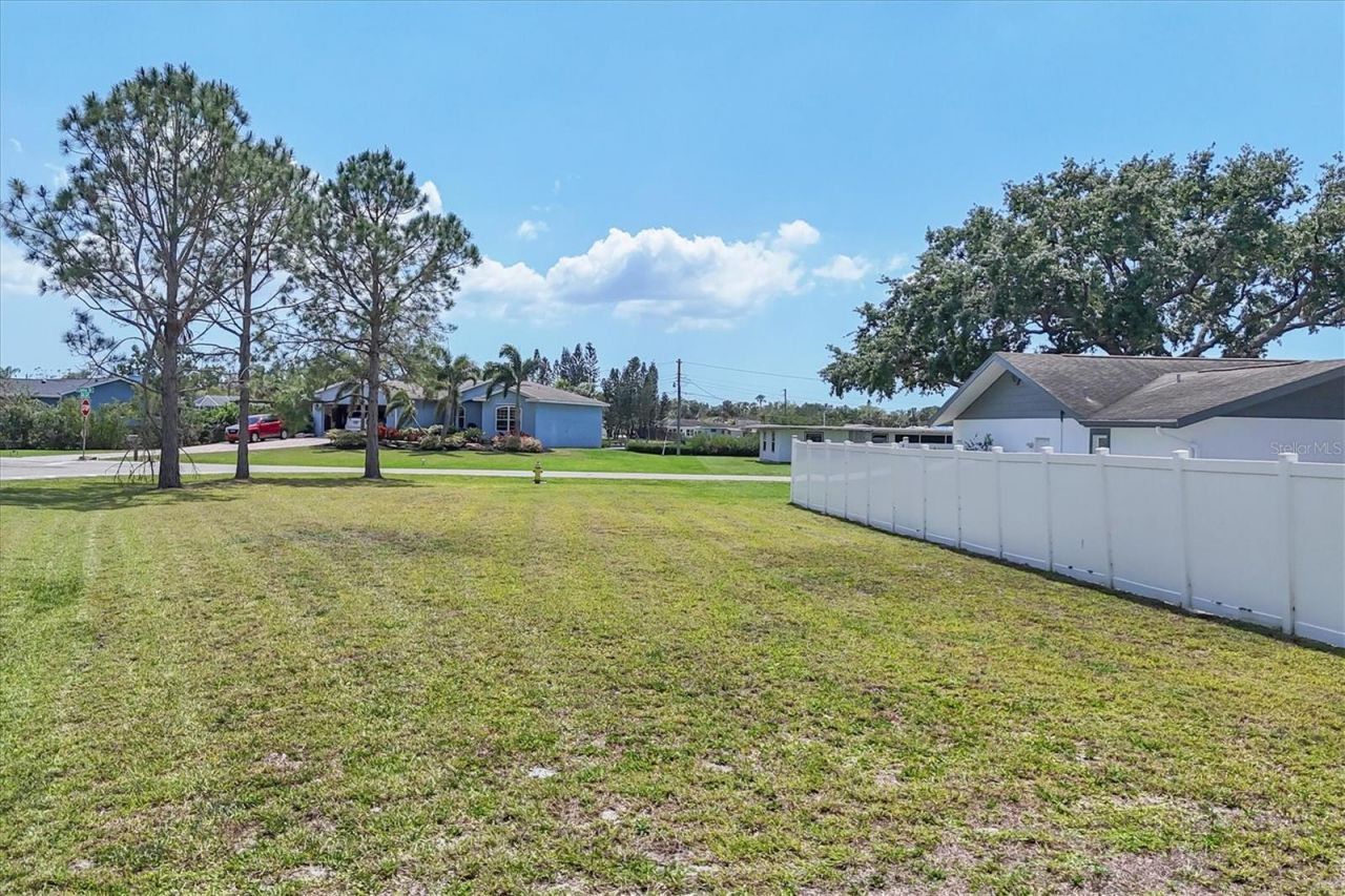 322 Linden Drive, Ellenton, FL 34222 Photo