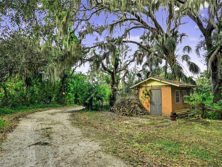 Property Image 6
