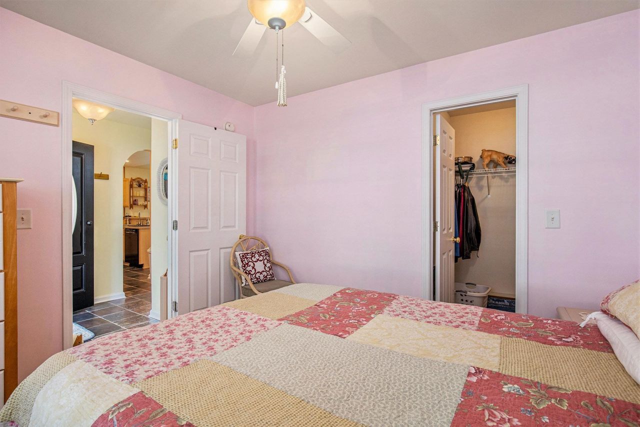 6487 Royal Pine Dr. Photo 21