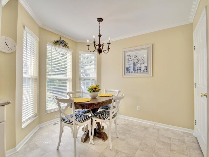 8465 Bridle Court, Florence, KY 41042 Photo 4