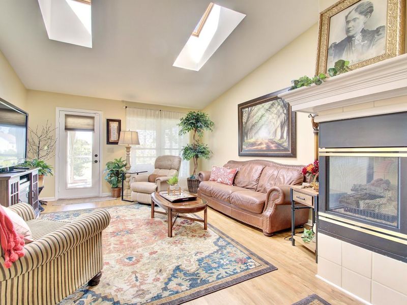 8465 Bridle Court, Florence, KY 41042 Photo 9