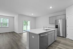 563 Lake Ridge Boulevard photo 4