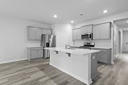 563 Lake Ridge Boulevard photo 4