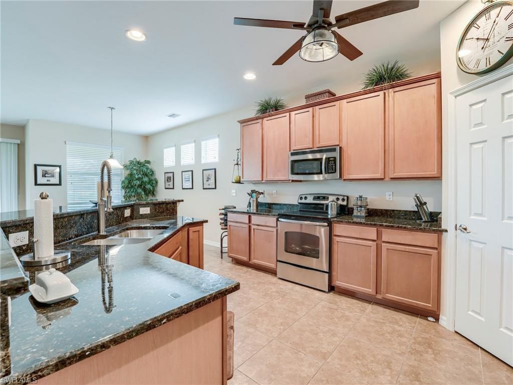 2466 Ashbury Cir, Cape Coral, FL 33991 Photo