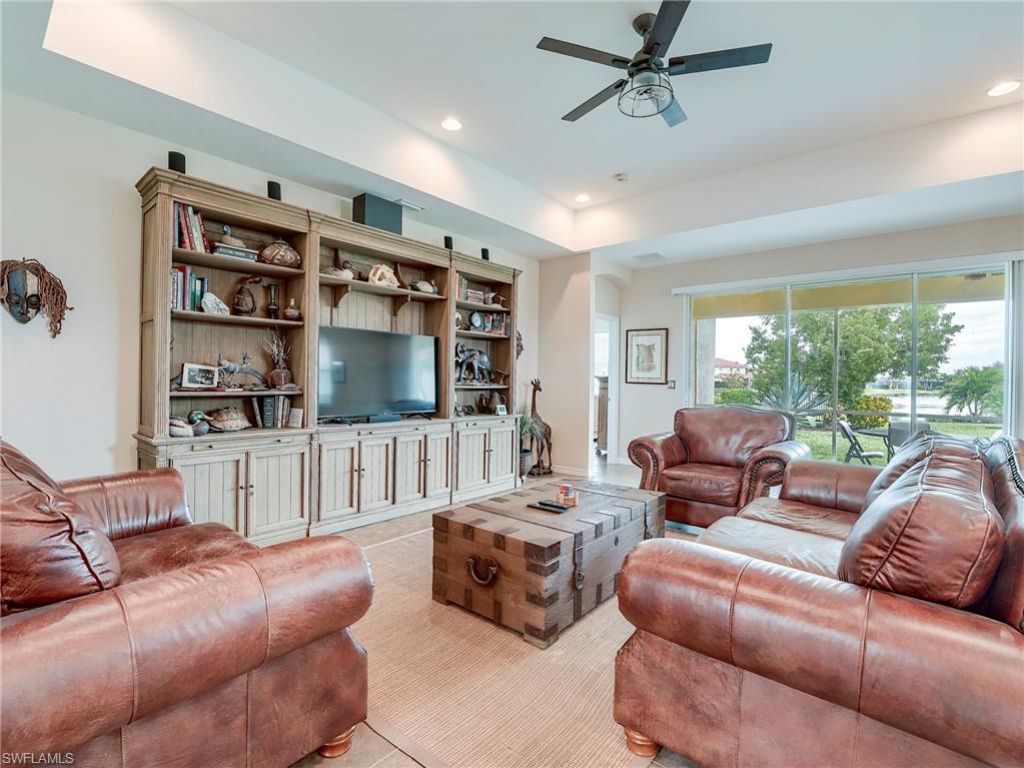 2466 Ashbury Cir, Cape Coral, FL 33991 Photo