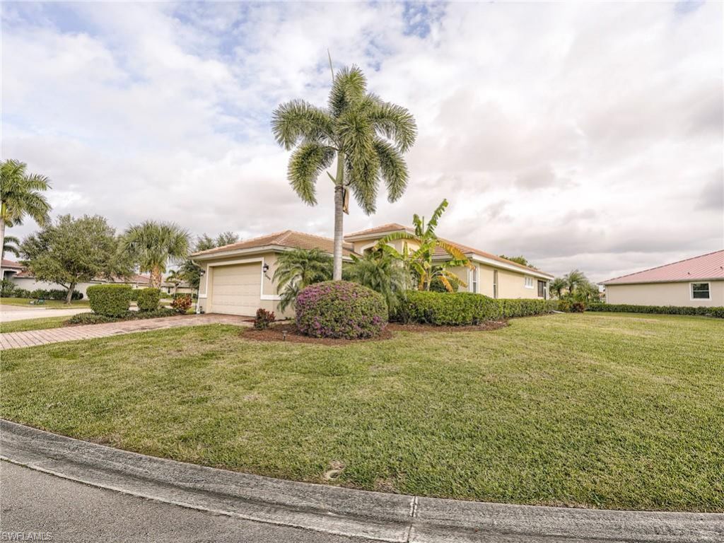 2466 Ashbury Cir, Cape Coral, FL 33991 Photo