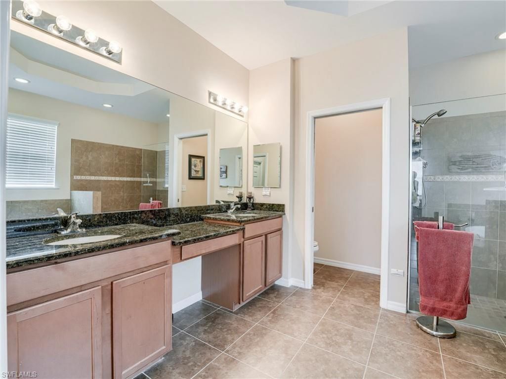 2466 Ashbury Cir, Cape Coral, FL 33991 Photo