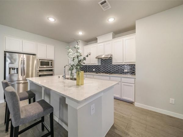 1916 Outpost Creek Lane, Aubrey, TX 76227