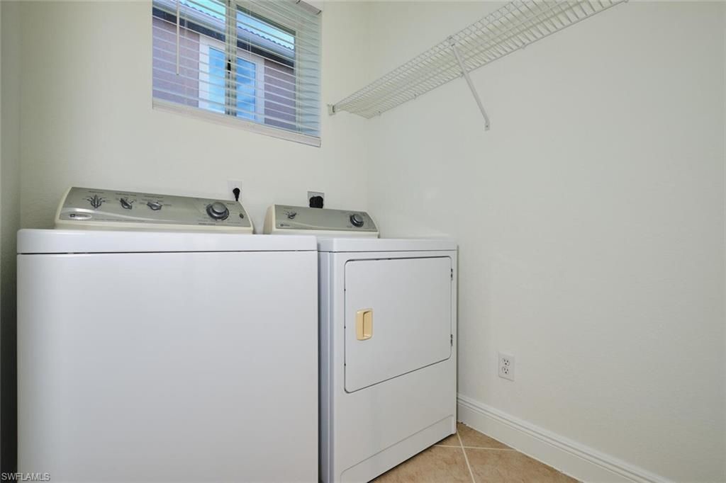 3346 Dandolo Cir, Cape Coral, FL 33909 Photo