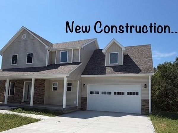 1403 W 6th Street Terrace, Knob Noster, MO 65336