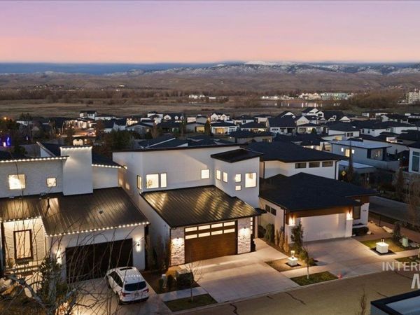 764 E Ashbourne Lane, Eagle, ID 83616