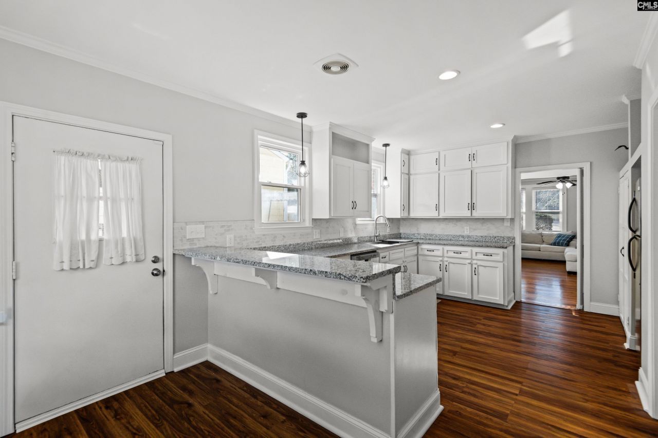 3226 Lincoln Street Photo 10