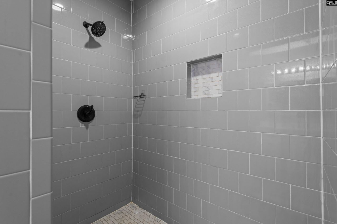 3226 Lincoln Street Photo 19