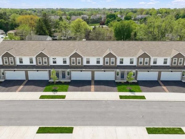 7851 OAK BROOK DRIVE, HARRISBURG, PA 17112
