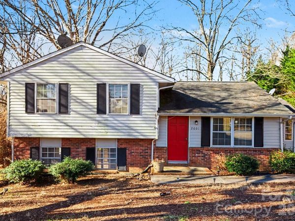 2601 Devon Drive, Dallas, NC 28034