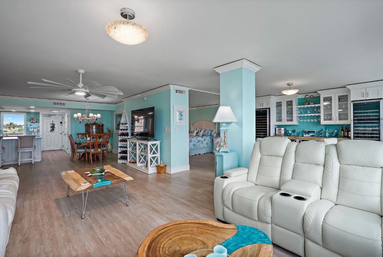 5200 Brittany Drive S, Unit 407, Saint Petersburg, FL 33715 Photo