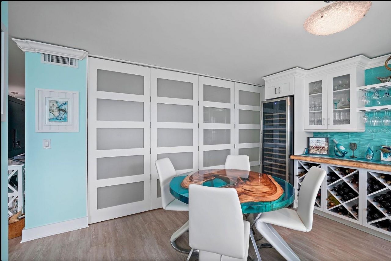 5200 Brittany Drive S, Unit 407, Saint Petersburg, FL 33715 Photo