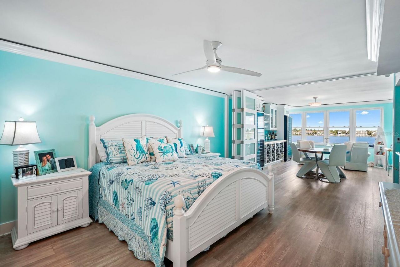 5200 Brittany Drive S, Unit 407, Saint Petersburg, FL 33715 Photo