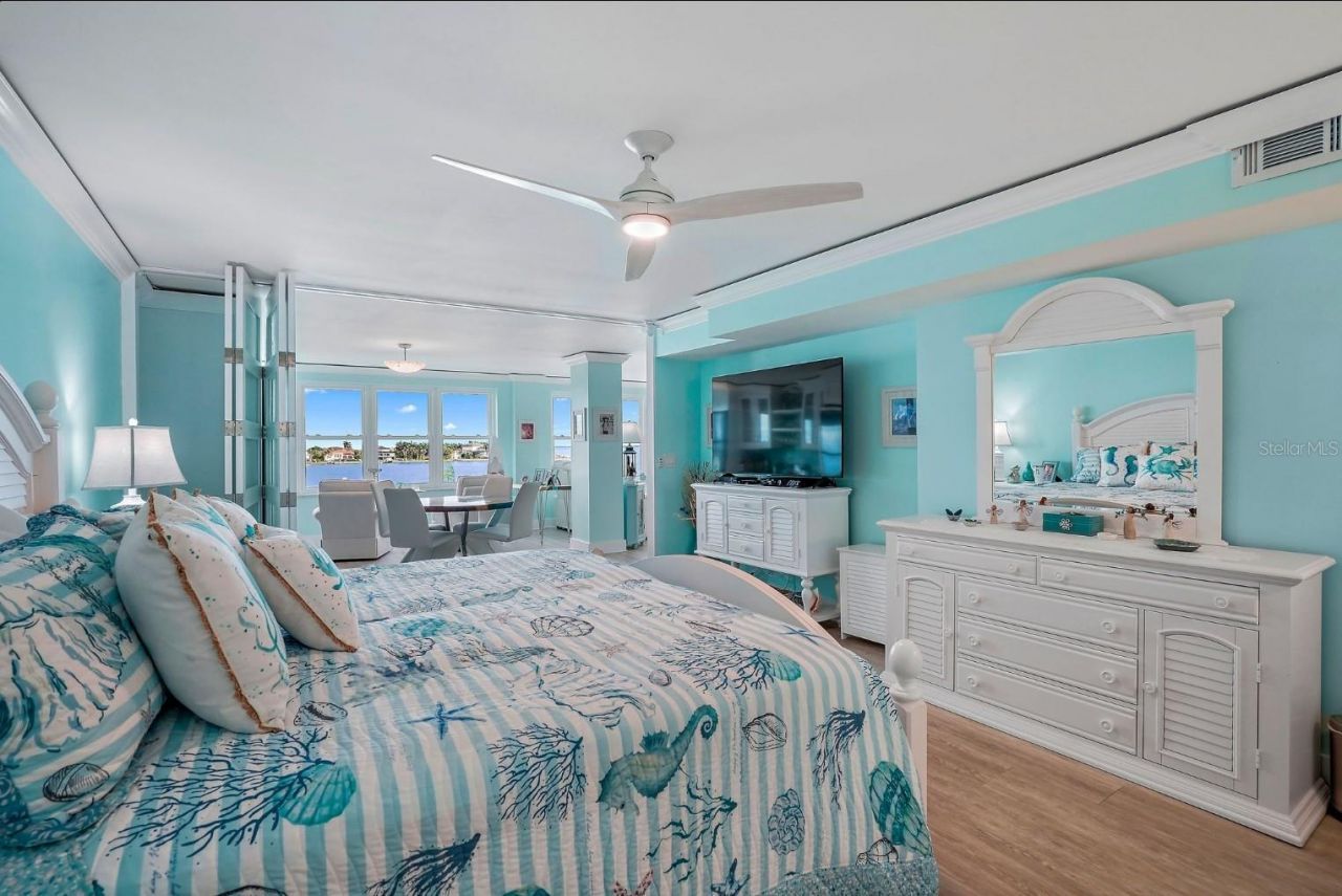 5200 Brittany Drive S, Unit 407, Saint Petersburg, FL 33715 Photo