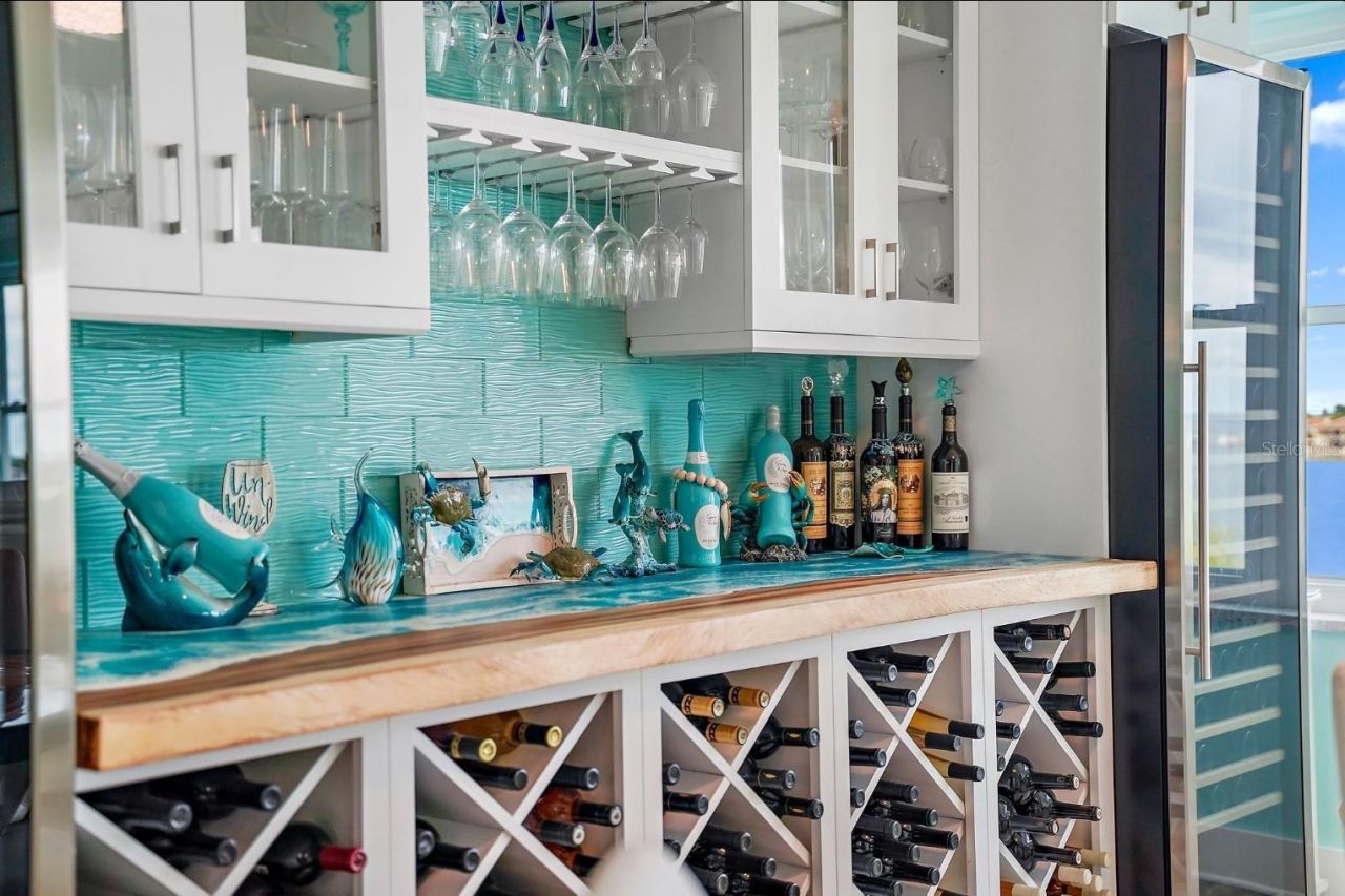 5200 Brittany Drive S, Unit 407, Saint Petersburg, FL 33715 Photo