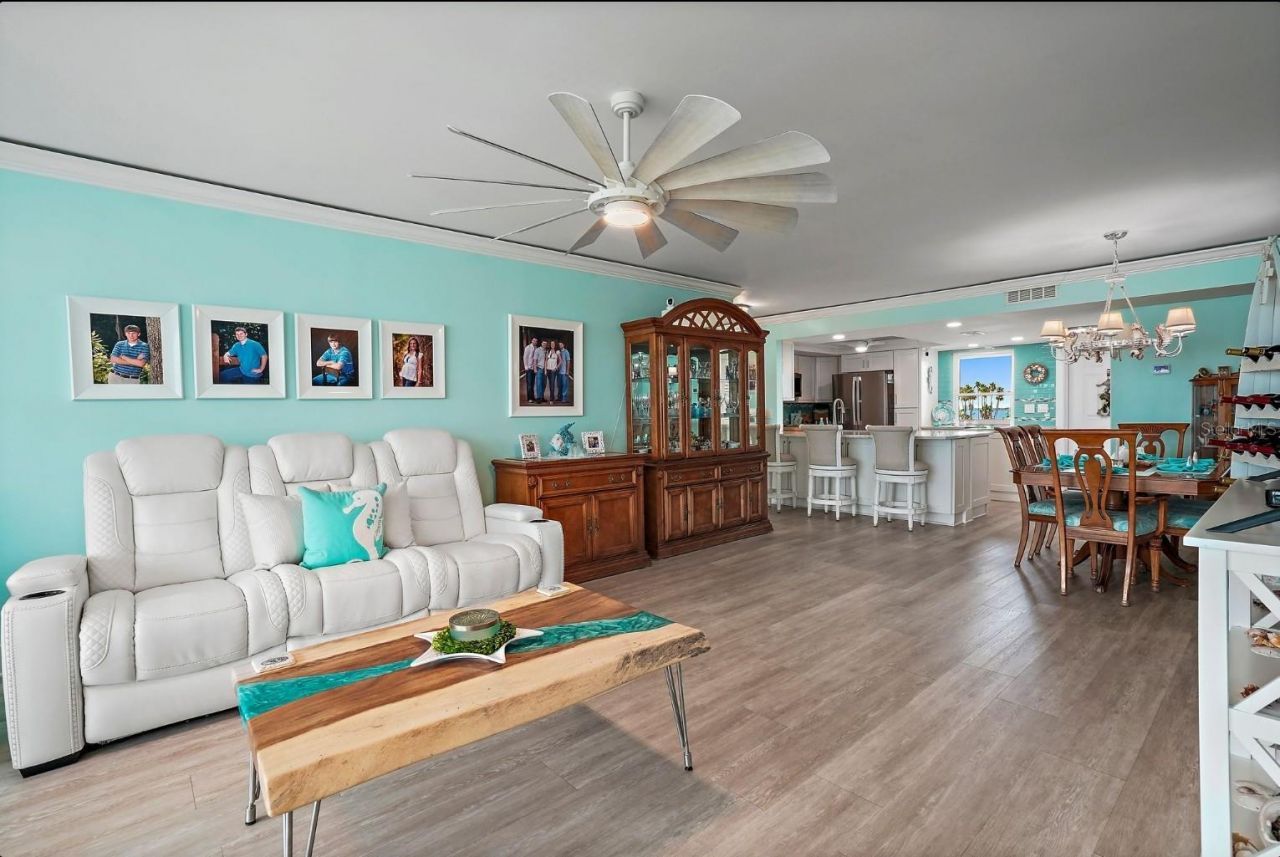 5200 Brittany Drive S, Unit 407, Saint Petersburg, FL 33715 Photo