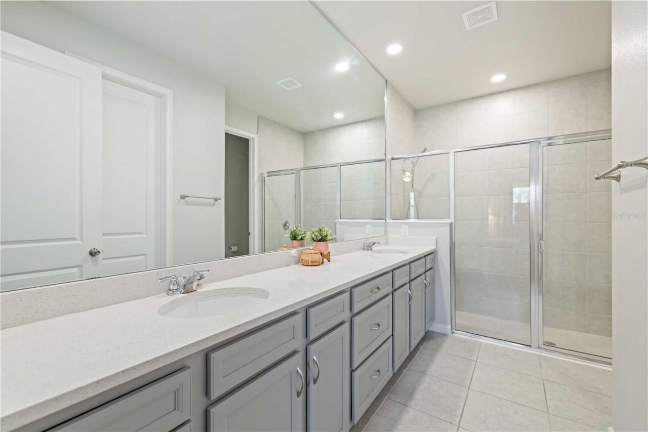 5658 Silverbridge Trail, Bradenton, FL 34211 Photo