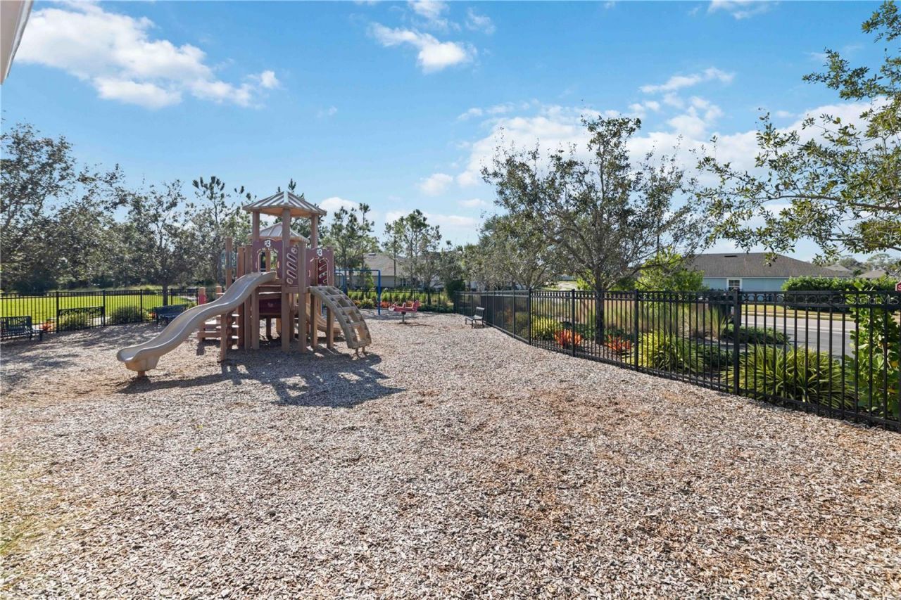 5658 Silverbridge Trail, Bradenton, FL 34211 Photo