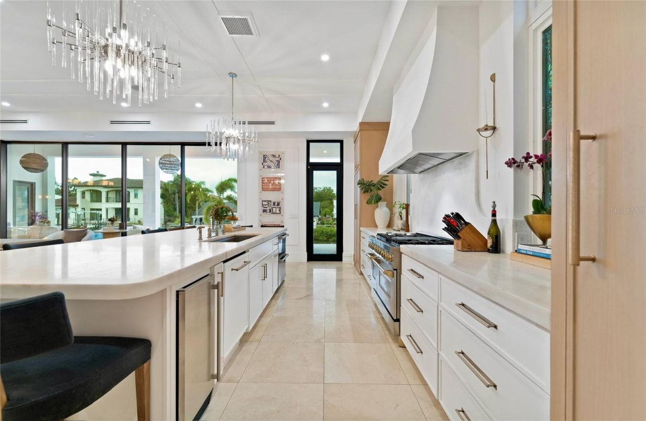 4923 W San Rafael Street, Tampa, FL 33629 Photo