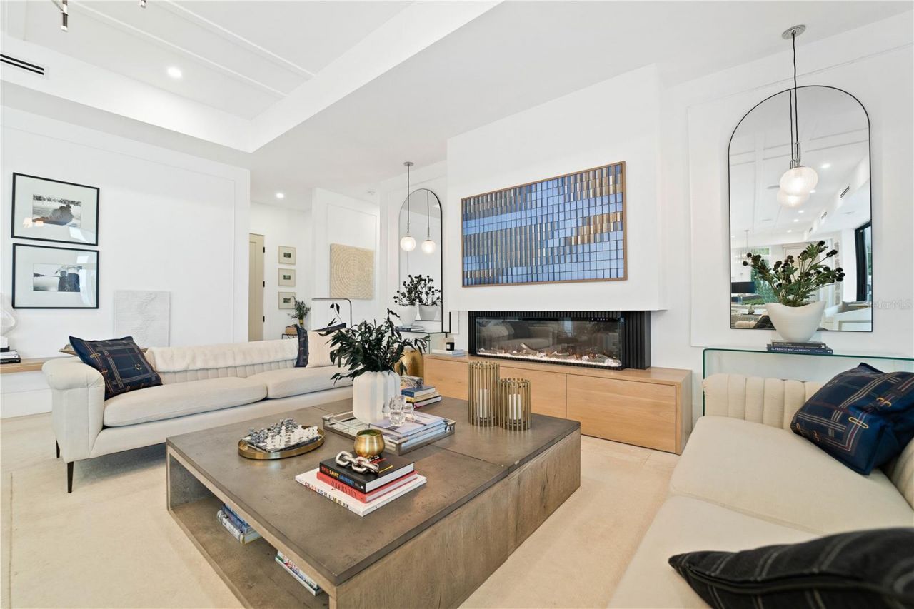 4923 W San Rafael Street, Tampa, FL 33629 Photo