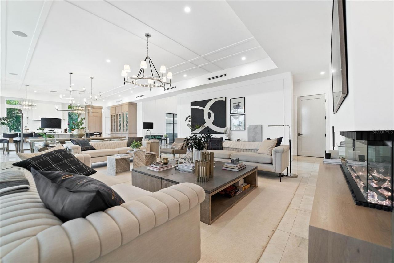 4923 W San Rafael Street, Tampa, FL 33629 Photo