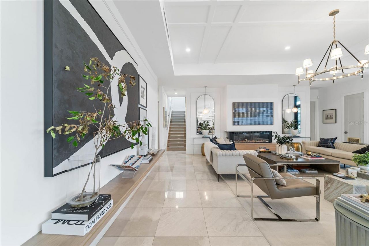 4923 W San Rafael Street, Tampa, FL 33629 Photo