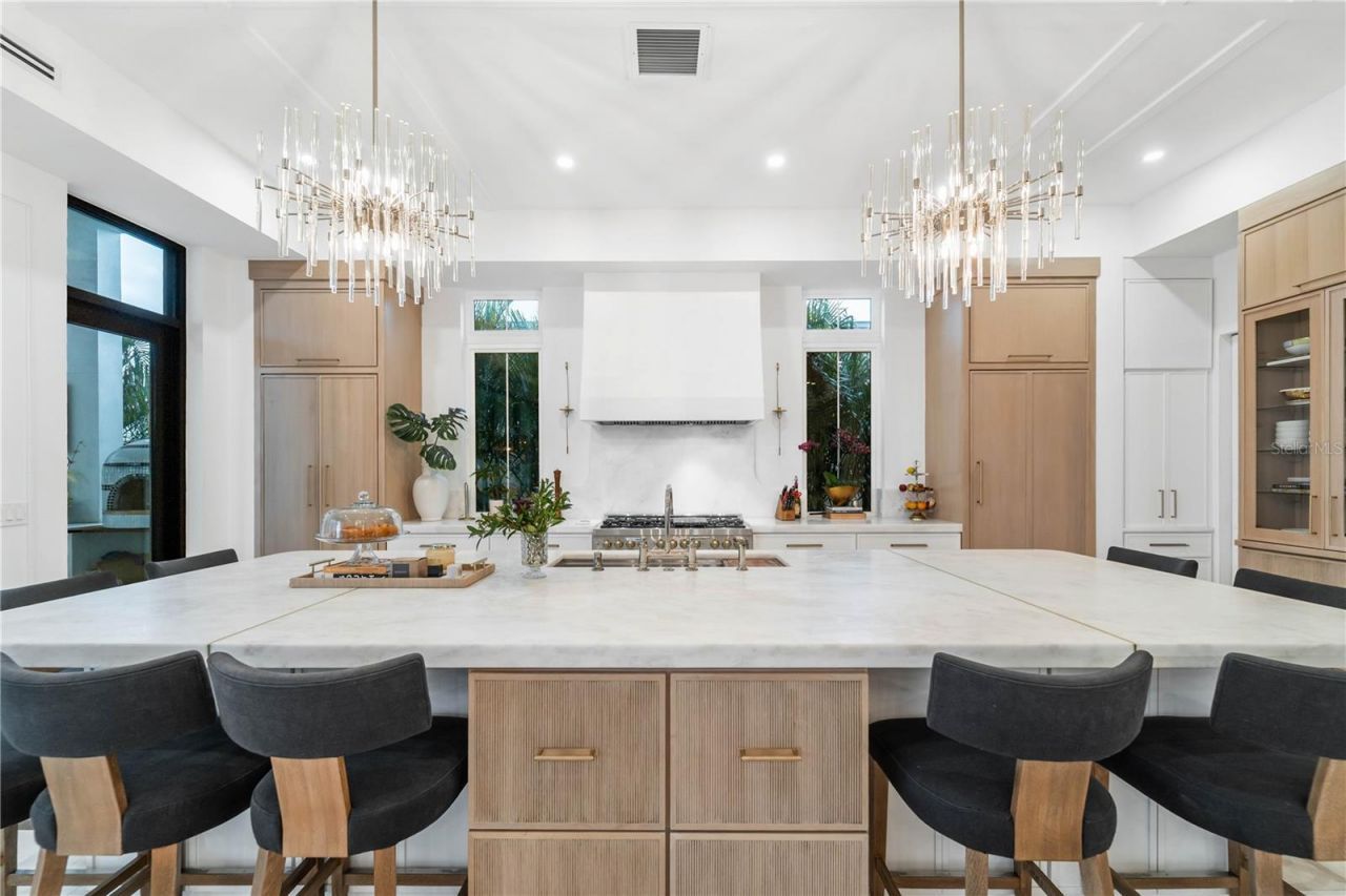 4923 W San Rafael Street, Tampa, FL 33629 Photo