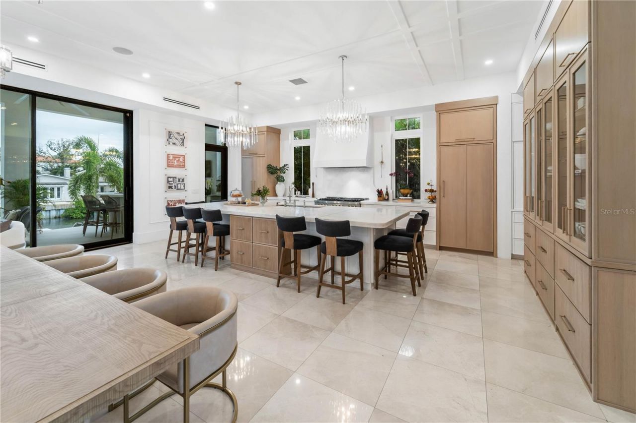 4923 W San Rafael Street, Tampa, FL 33629 Photo