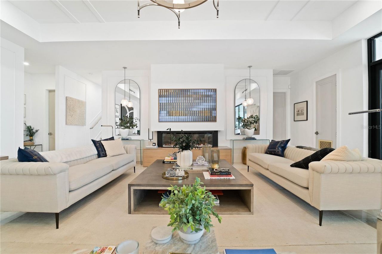 4923 W San Rafael Street, Tampa, FL 33629 Photo