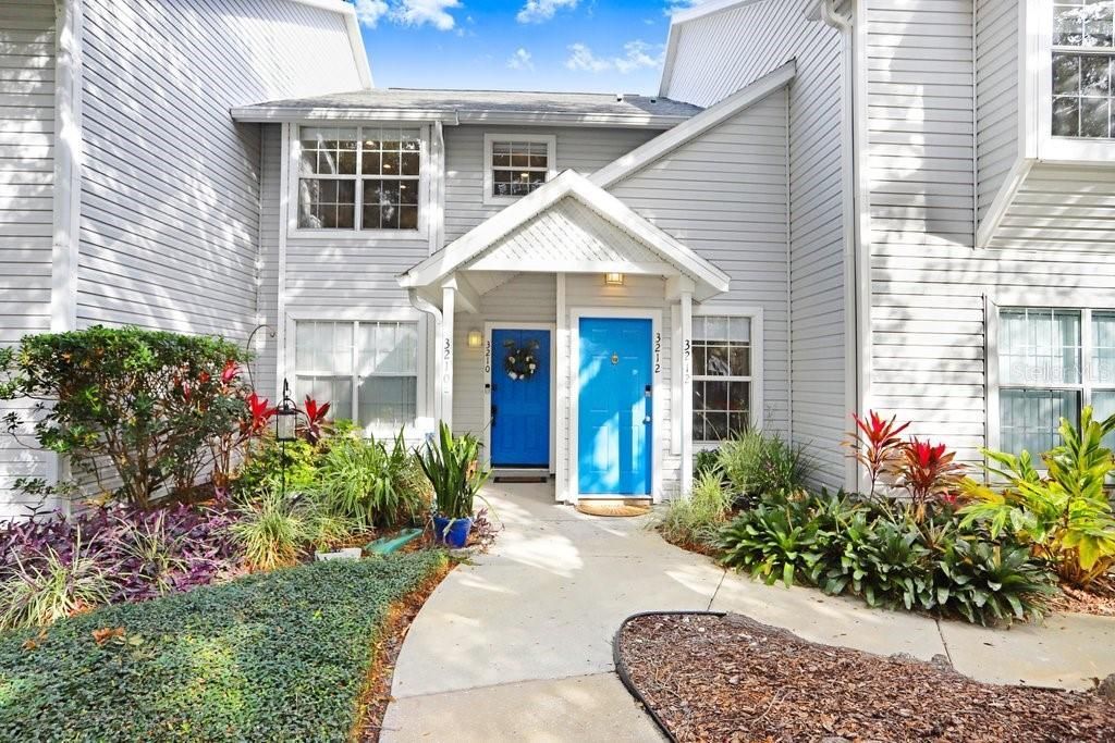 3212 Valley Oaks Drive, Unit 3212, Tampa, FL 33618 Main Photo