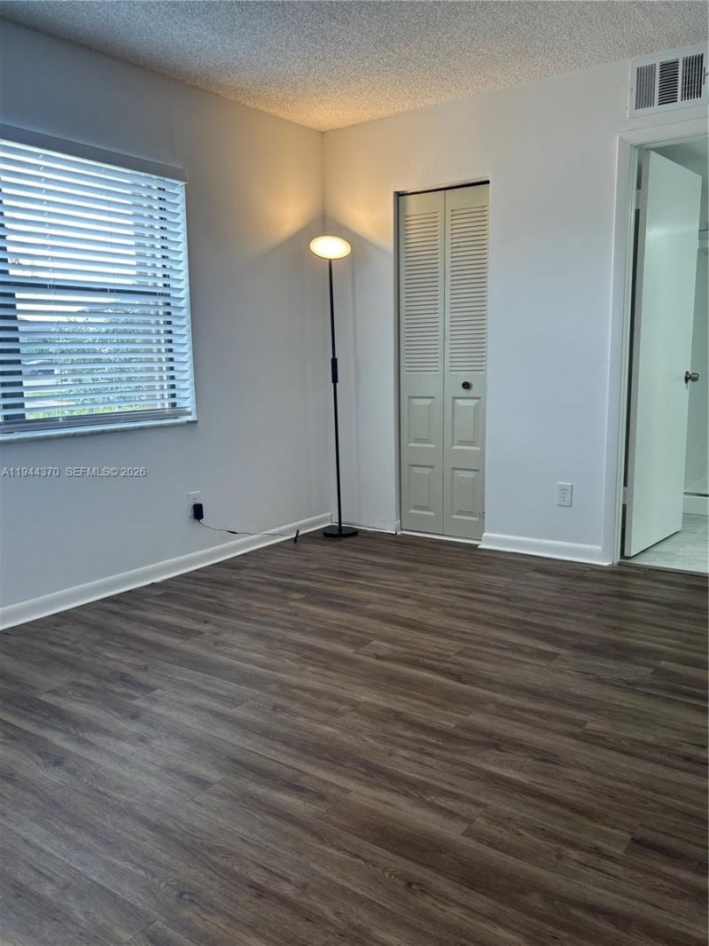 10023 Winding Lake Rd, Unit 101, Sunrise, FL 33351 Photo