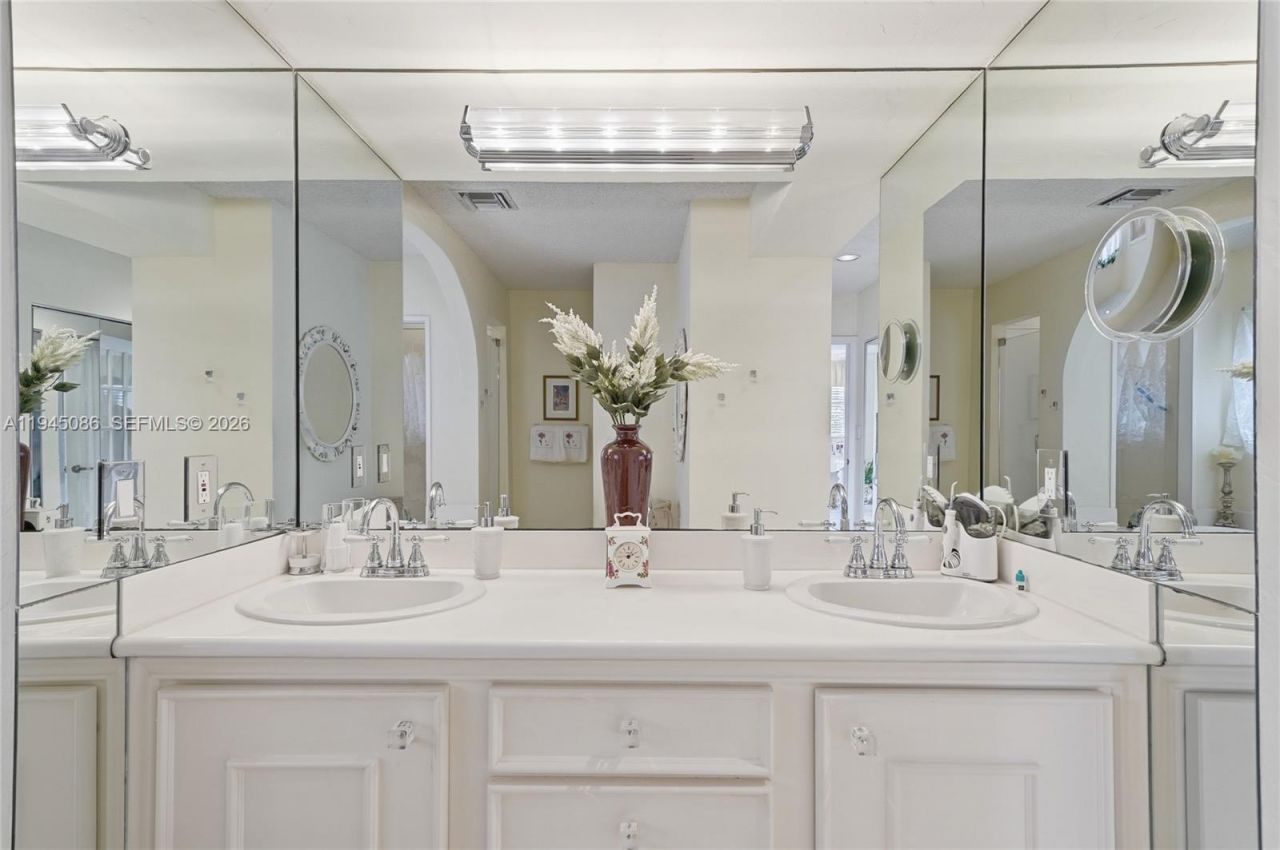 1431 S Ocean Blvd #95, Lauderdale by the Sea, FL 33062 Photo