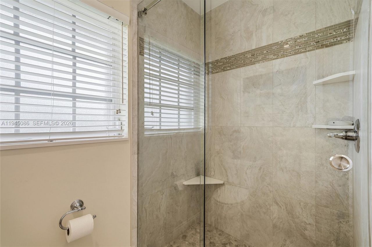 1431 S Ocean Blvd #95, Lauderdale by the Sea, FL 33062 Photo