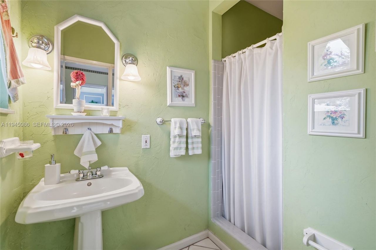 1431 S Ocean Blvd #95, Lauderdale by the Sea, FL 33062 Photo