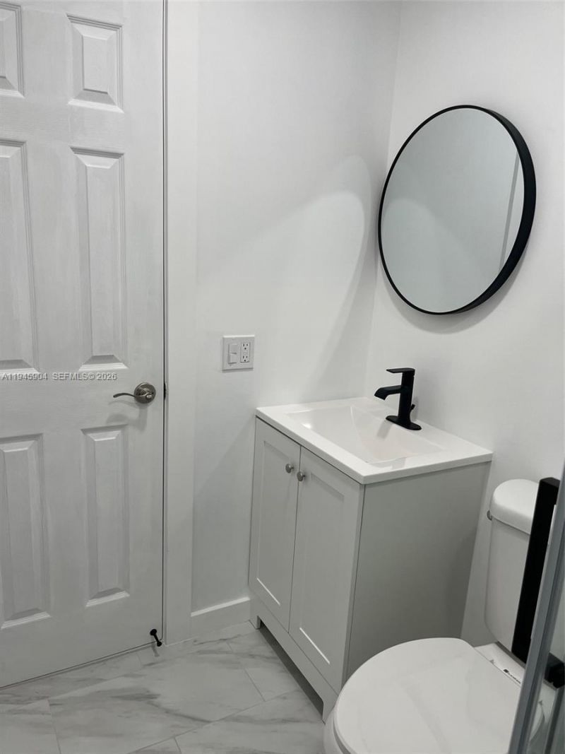 1045 SW 122nd Ct, Miami, FL 33184 Photo