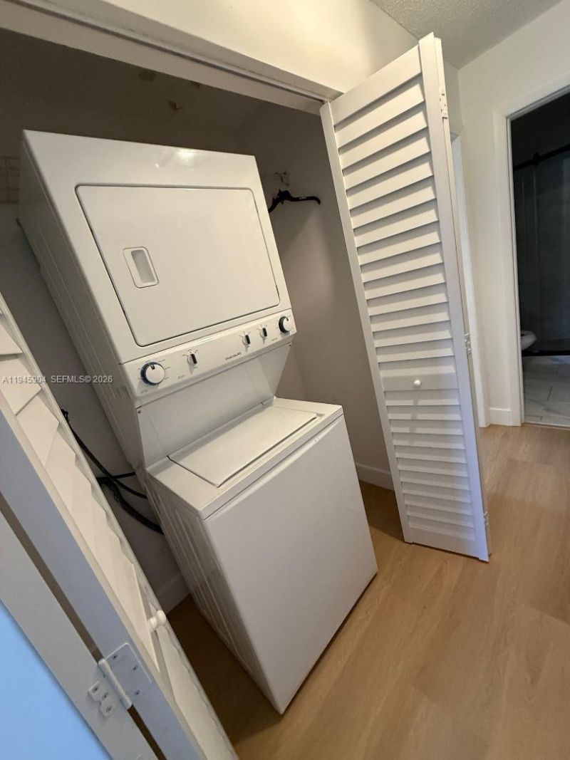 1045 SW 122nd Ct, Miami, FL 33184 Photo