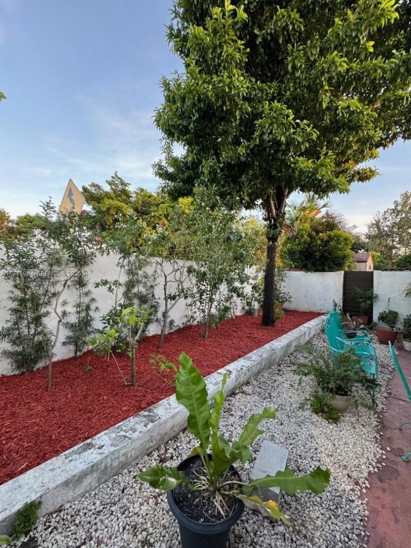 1045 SW 122nd Ct, Miami, FL 33184 Photo