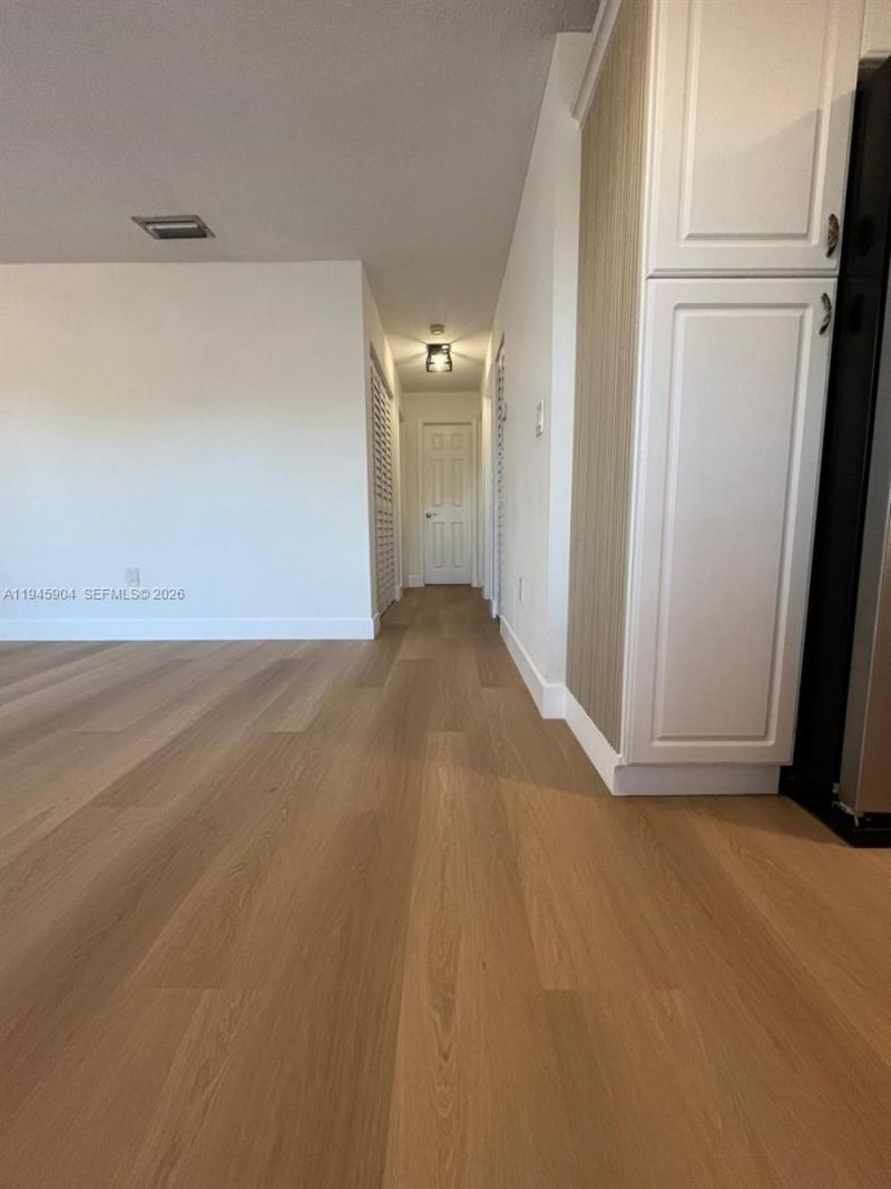 1045 SW 122nd Ct, Miami, FL 33184 Photo