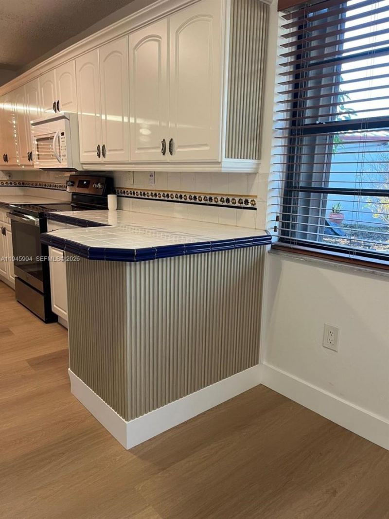 1045 SW 122nd Ct, Miami, FL 33184 Photo